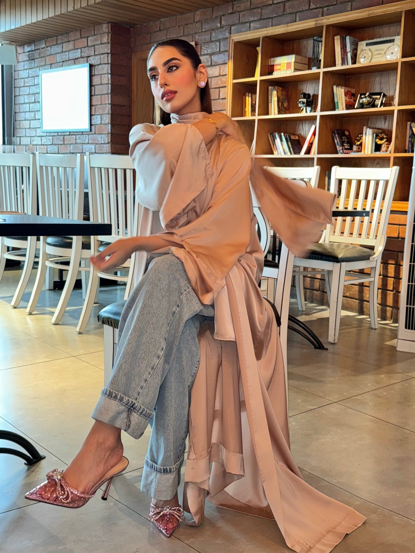 Silk Rose Elegance Abaya