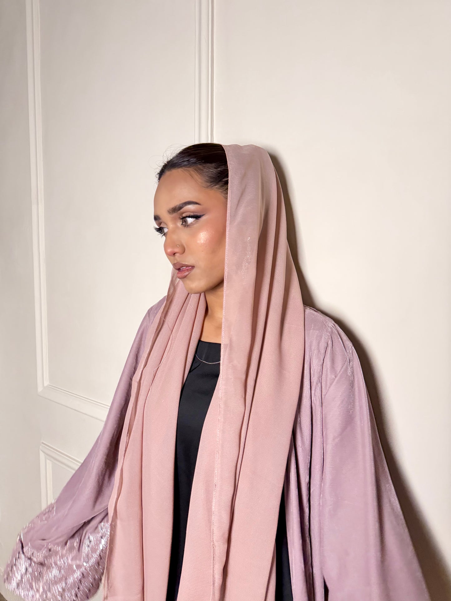 Nooré Velvet Abaya