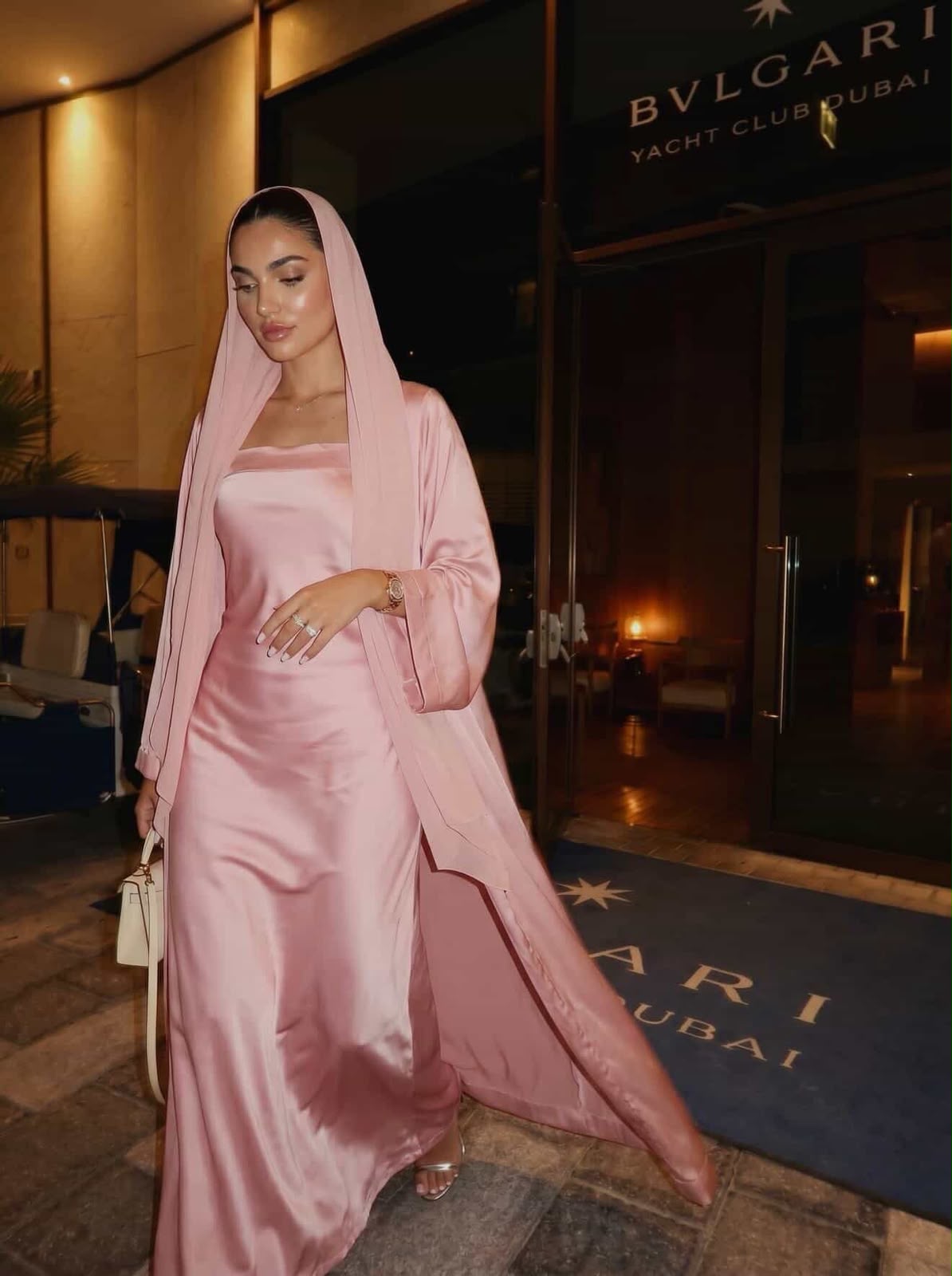 Signature Pink Abaya
